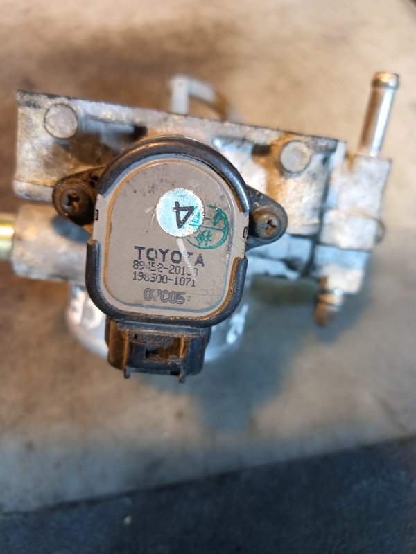 Borboleta Admissao TOYOTA 22270-22040