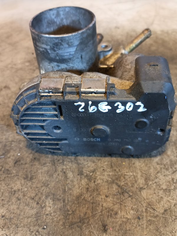 Borboleta Admissao VAG AUDI VW SEAT SKODA 030133062C