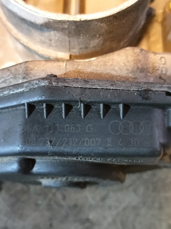 Borboleta Admissao VAG 1.8T 06A133063G