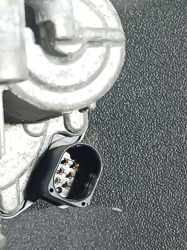 Borboleta Admissao Audi TT II 1.8 TFSI 06F133062J