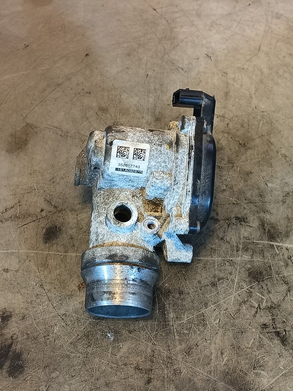 Borboleta Admissao Renault 1.5 DCI 161A09287R