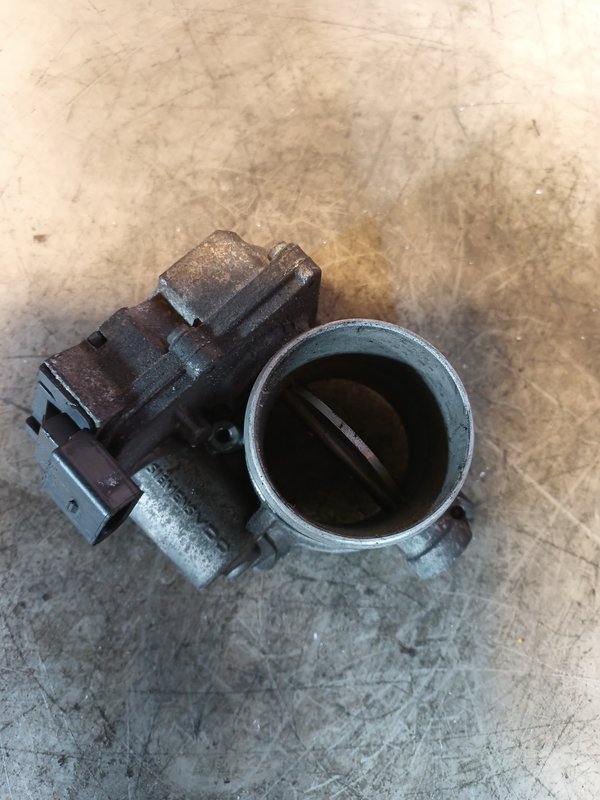 Borboleta Admissao FORD 7V2Q-9E926-AB