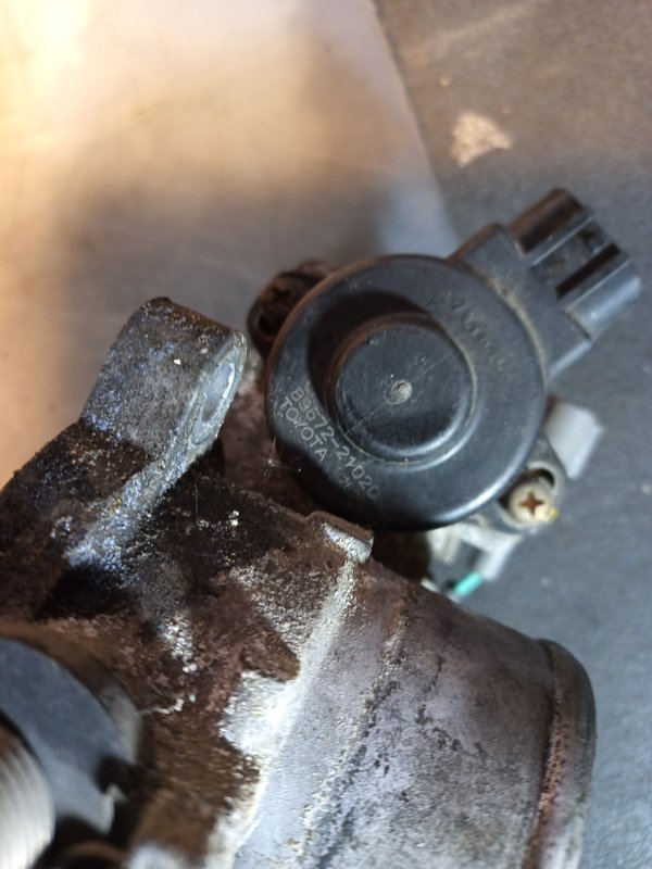 Borboleta Admissao TOYOTA 8967221020