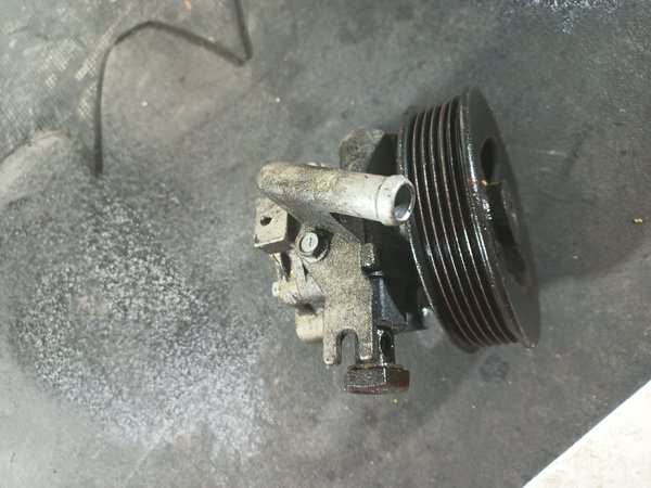 Bomba Direccao Assistida Grupo Hyundai Kia 57100-2E200