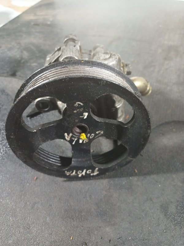 Bomba Direccao Assistida TOYOTA COROLLA 44310-05100
