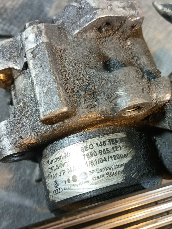 Bomba Direccao Assistida Grupo VAG 8E0145155N