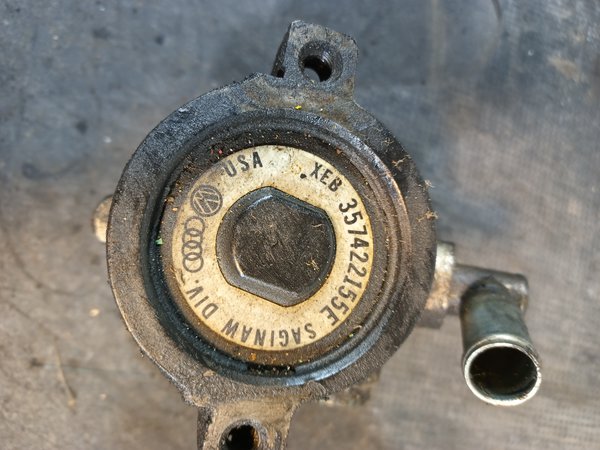 Bomba Direccao Assistida Grupo VAG 357422155E
