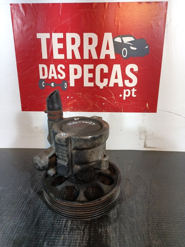 Bomba Direccao Assistida RENAULT 8200100082
