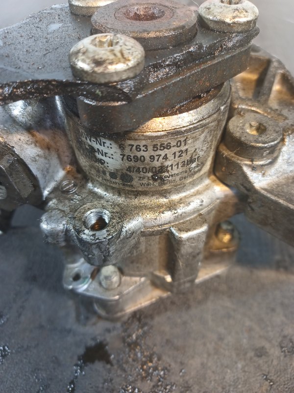 Bomba Direccao Assistida Grupo BMW 676355601