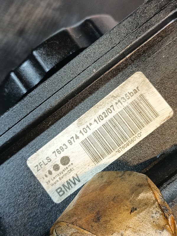 Bomba Direccao Assistida BMW 7693974101