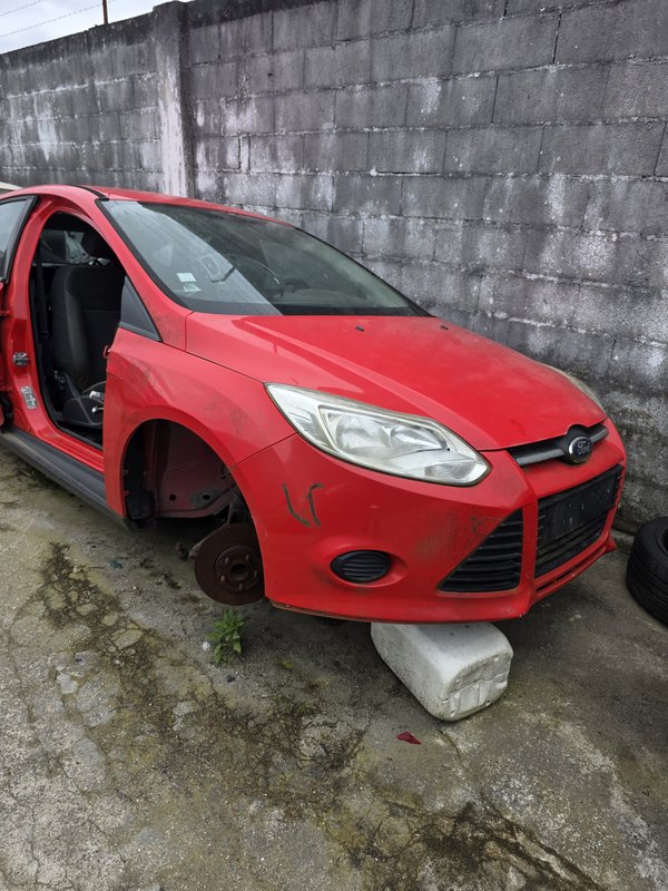 Frente Ford Focus III