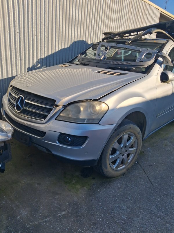 Conjunto Frente Mercedes ML W164