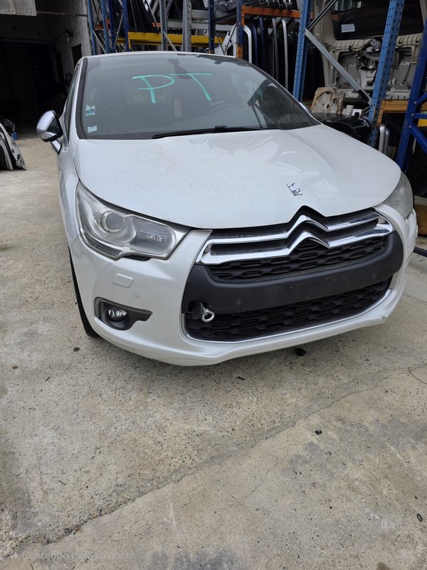 Conjunto Frente Citroen DS4 branco