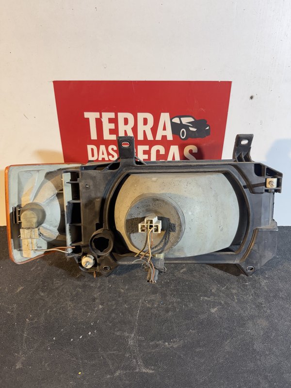 Farol Frontal VW Transporter T4 Esquerdo 7R0144437