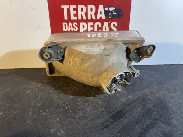 Farol Frontal Ford Transit III Direita 069146