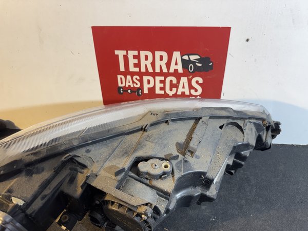 Farol Frontal Seat Ibiza V Esquerdo 6F1941007C LED