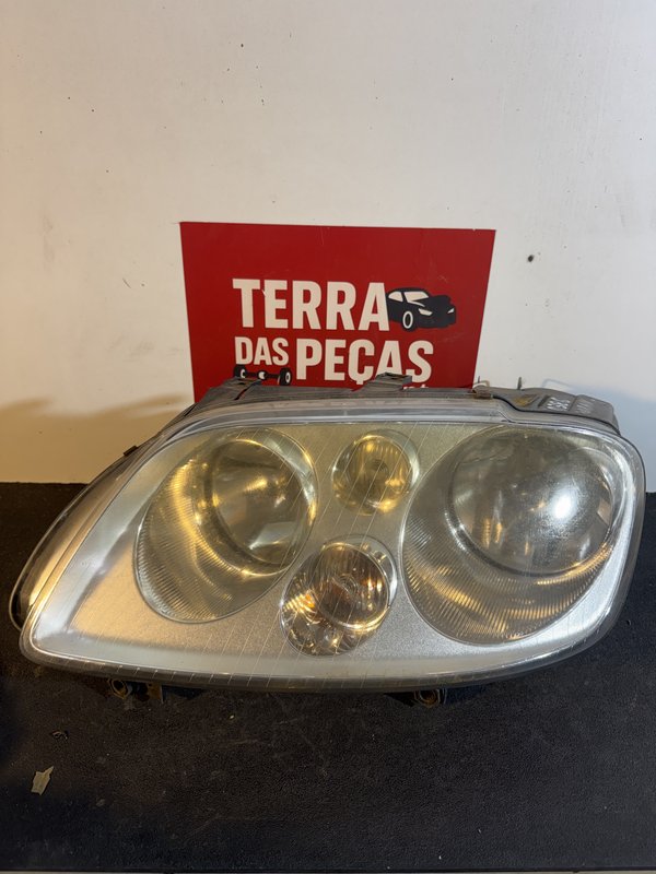 Farol Frontal VW Touran Esquerdo 1T0941005D