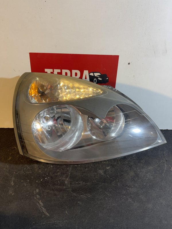 Farol Frontal Renault Clio II / II Direito 8200478985J Fundo cinza