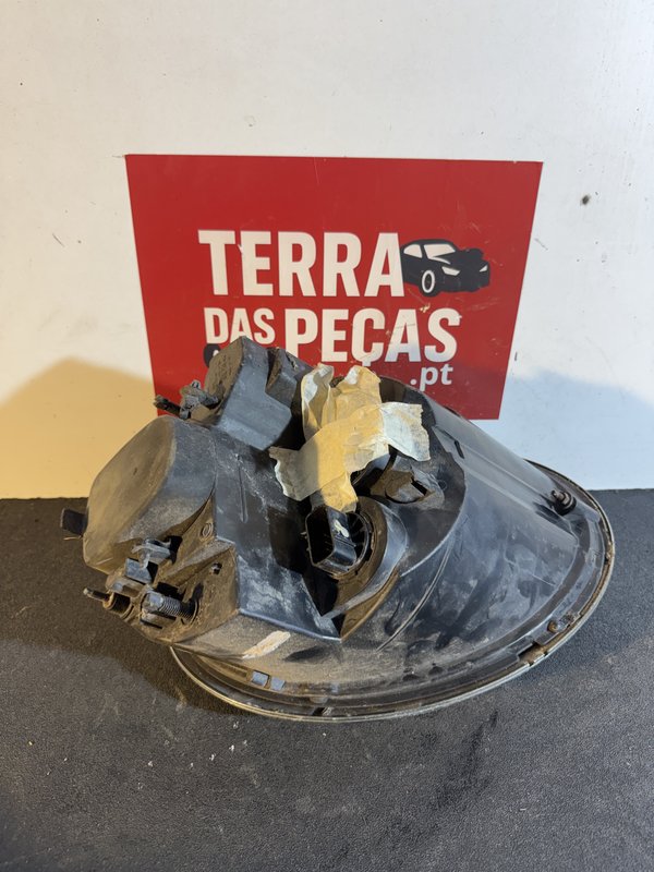 Farol Frontal Mini R50 Esquerdo 63126911701