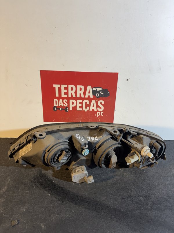 Farol Frontal Opel Astra G Direito 90520878RH