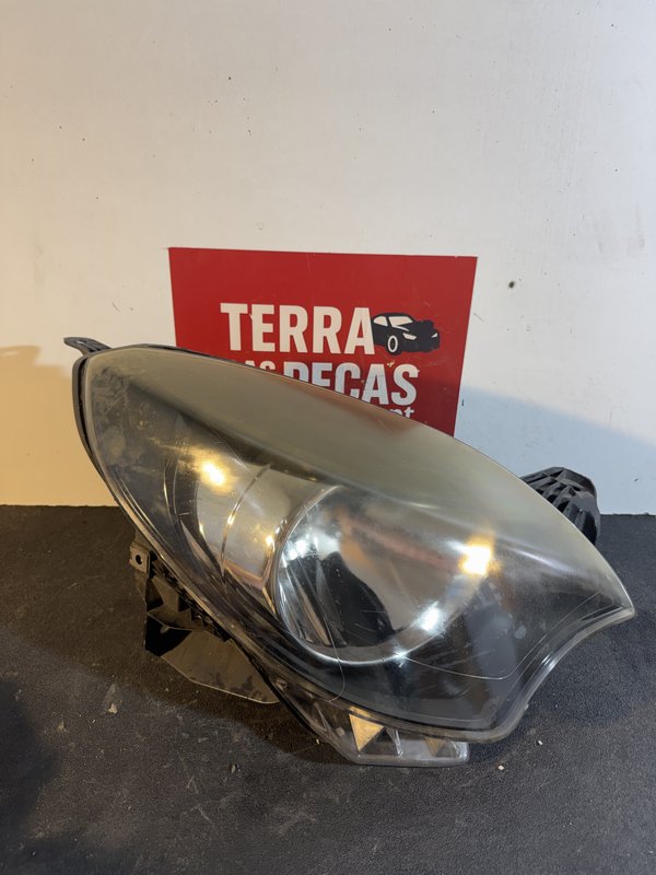 Farol Frontal Renault Twingo II Direito 90004095