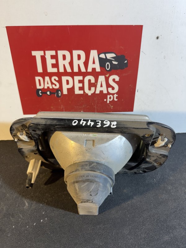 Farol Frontal Renaul Trafic I Direito 7R0286072