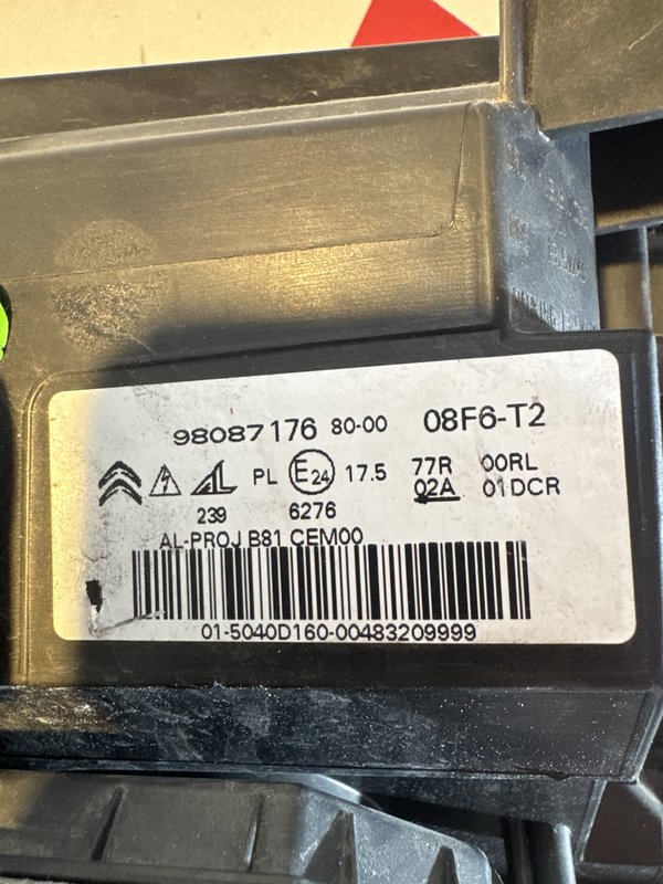 Farol Frontal Citroen DS5 II DIREITO 9808717680