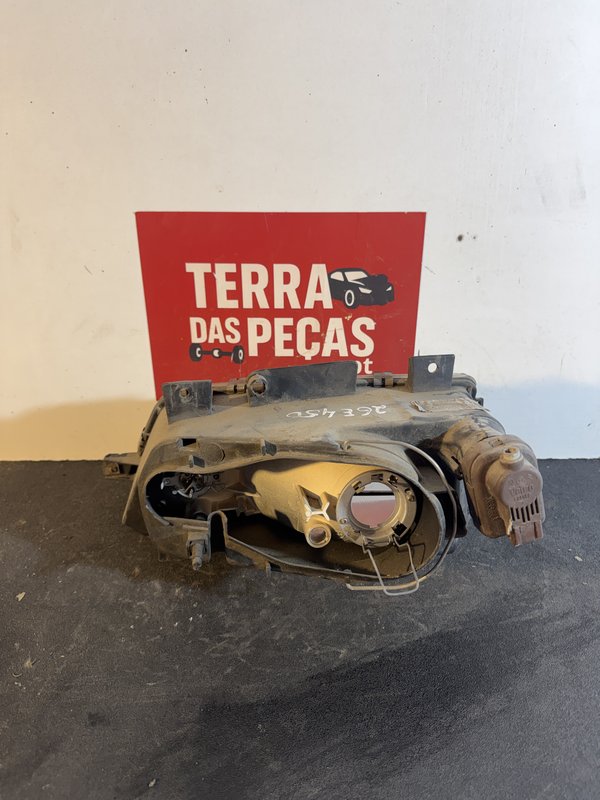 Farol Frontal Peugeot 405 Direito 9615031980