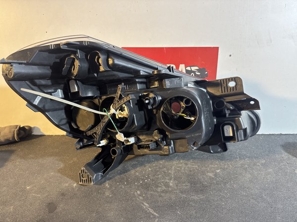 Farol Frontal Renault Clio III / I Esquerdo 8200261610 olho de boi