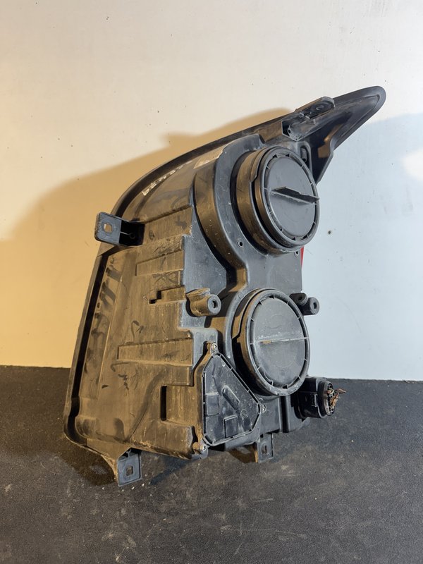 Farol Frontal VW Crafter Direita 2E1941006