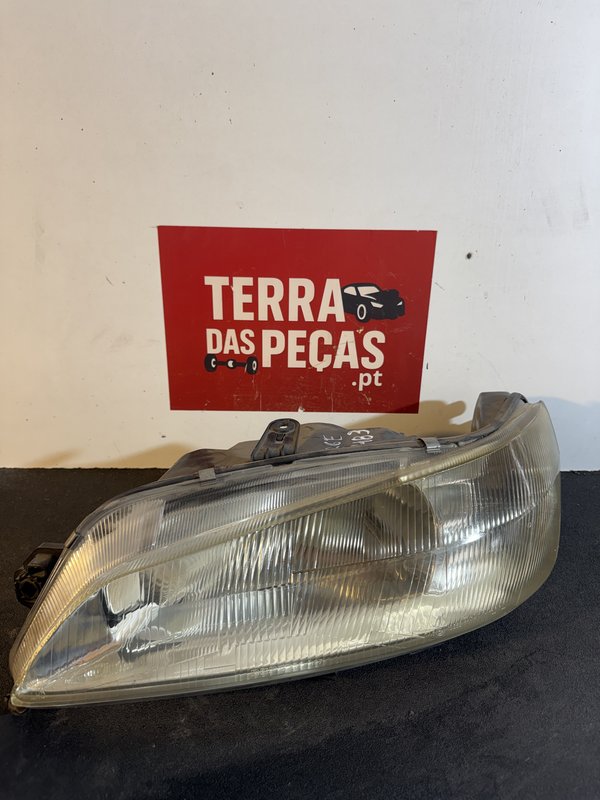 Farol Frontal PEUGEOT 306 F2 Esquerdo 086647