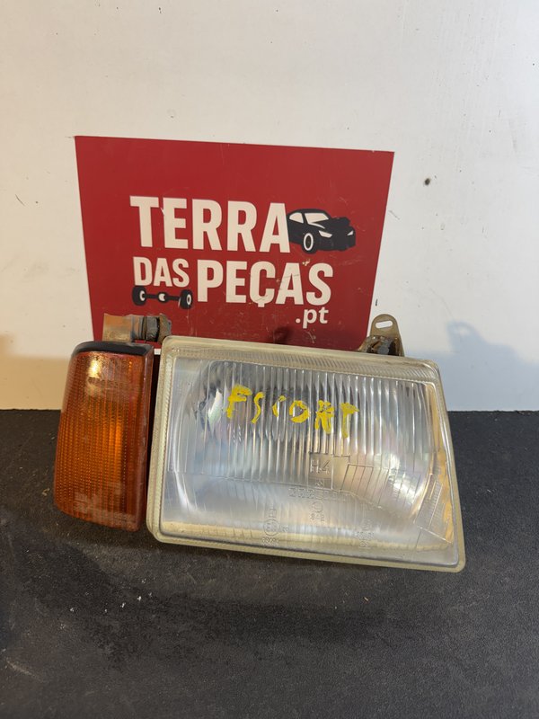 Farol Frontal Ford Escort III Direito 81AG13005C3A
