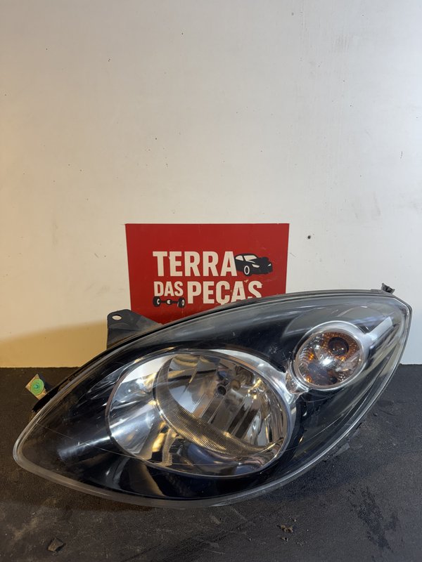 Farol Frontal Renault Twingo II Esquerdo 7701063997