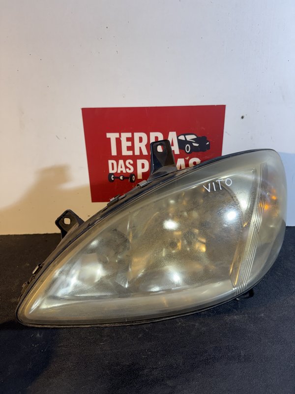 Farol Frontal Mercedes W639 Esquerdo A6398200161