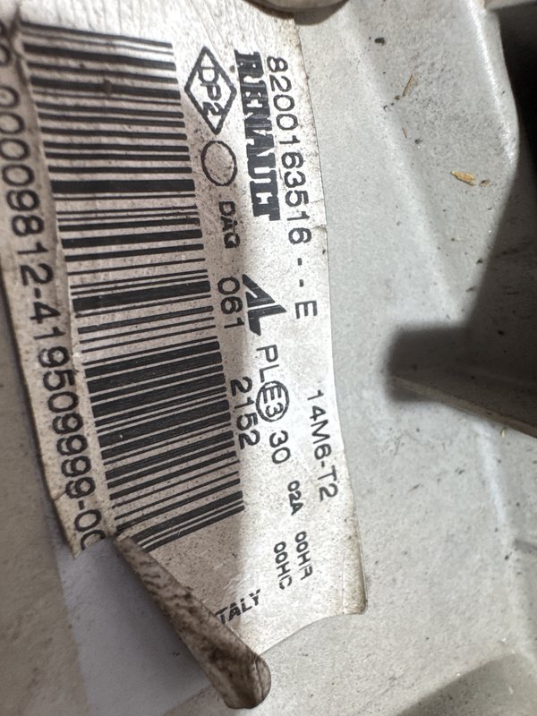 Farol Frontal Renault Master II Esquerdo 8200163516