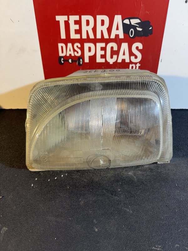 Farol Frontal Renault Express Esquerdo 7701039726
