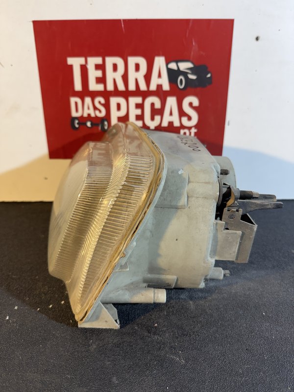Farol Frontal Renault Express Esquerdo 7701039726