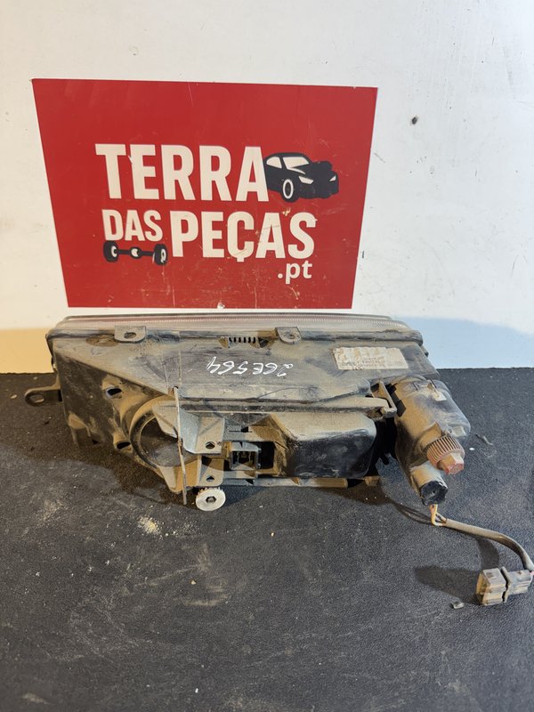 Farol Frontal Seat Toledo I Direito 1L0941006C