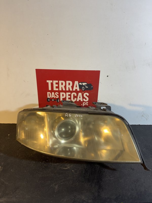 Farol Frontal Audi A6 I Direito 4B0941030K