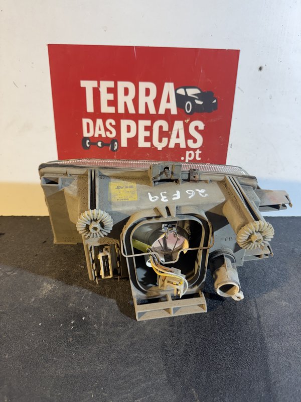 Farol Frontal Seat Ibiza 6K1 Direito 6K1941015D