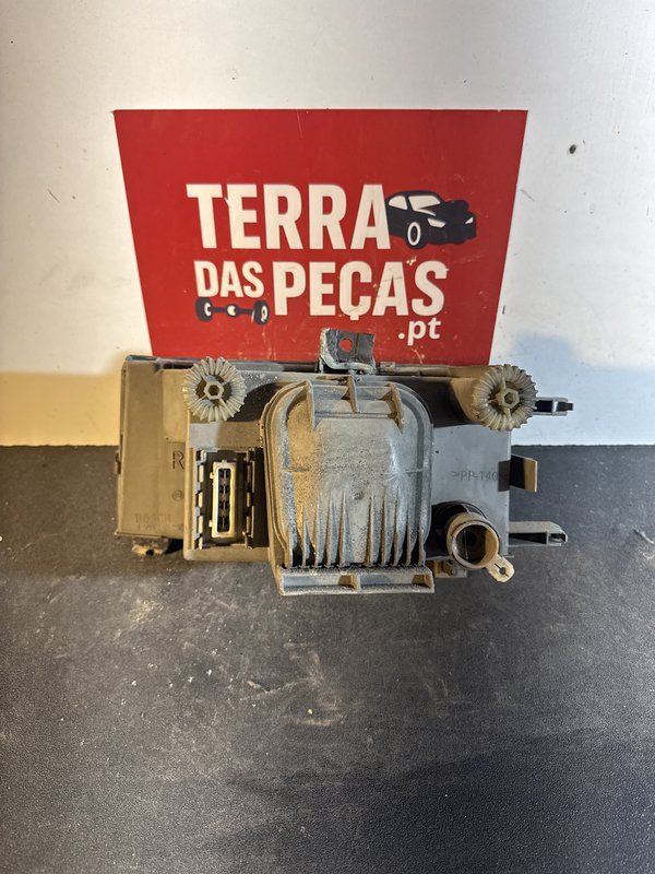 Farol Frontal Seat Ibiza 6K1 Direito 6K1941010AH
