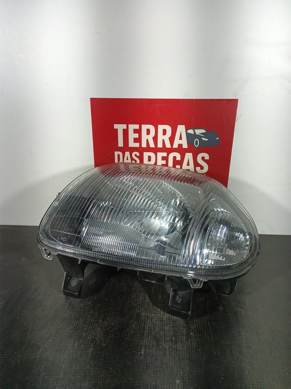 Farol Frontal Renault Clio II / I Esquerdo 7701045168