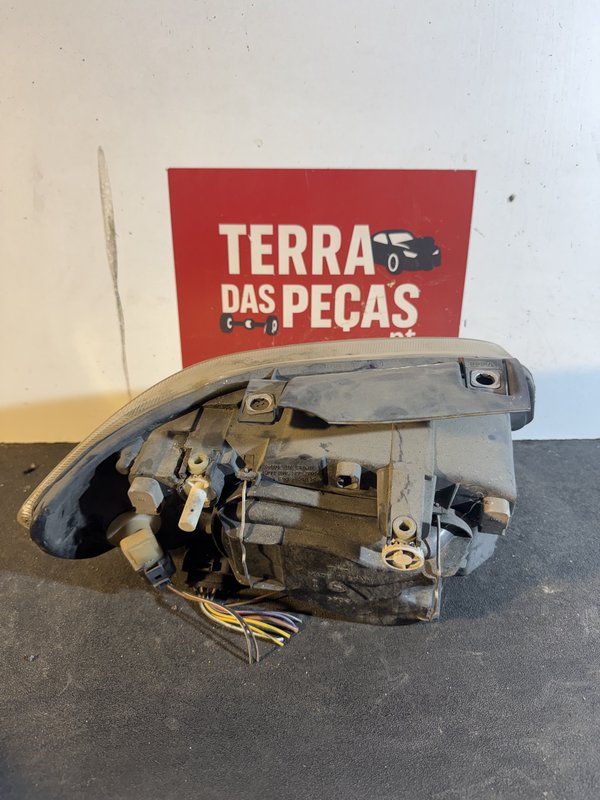 Farol Frontal SEAT Ibiza 6K2 6K1941031A