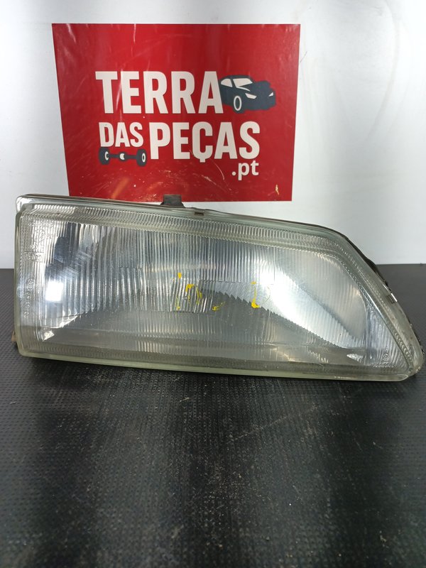 Farol Frontal PEUGEOT 106 I Direito 084638