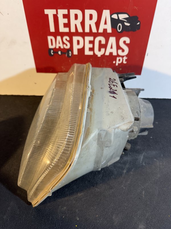 Farol Frontal Renault Express Direito 7701035239