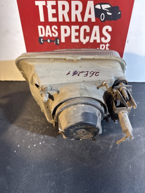Farol Frontal Renault Express Direito 7701035239