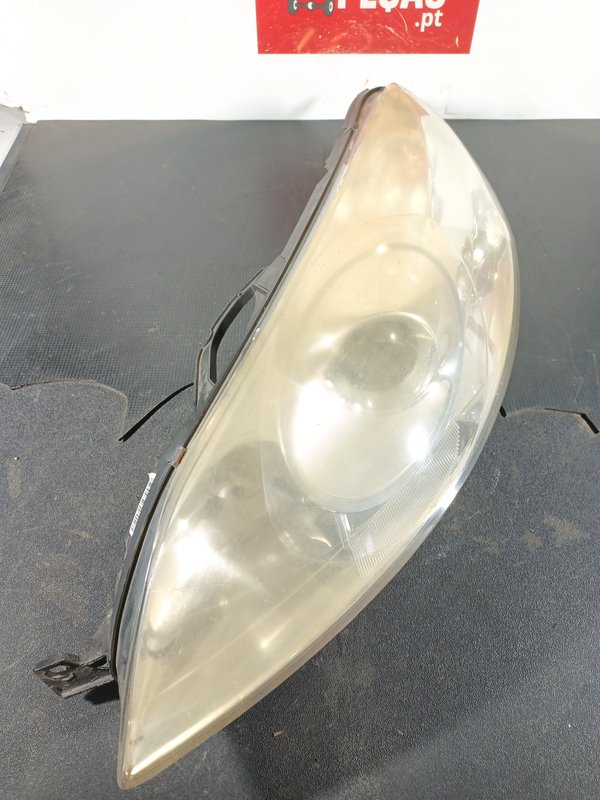 Farol Frontal PEUGEOT 407 Esquerdo 9656668880