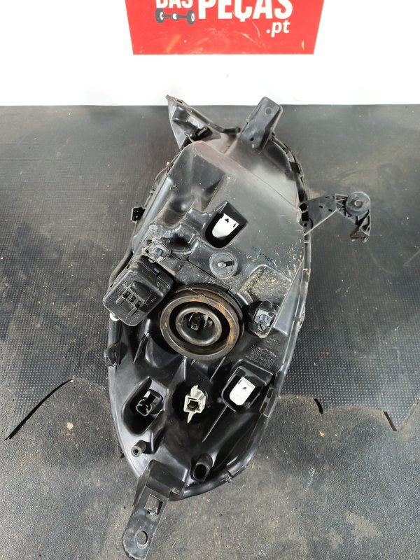 Farol Frontal NISSAN Micra III 26060AX705