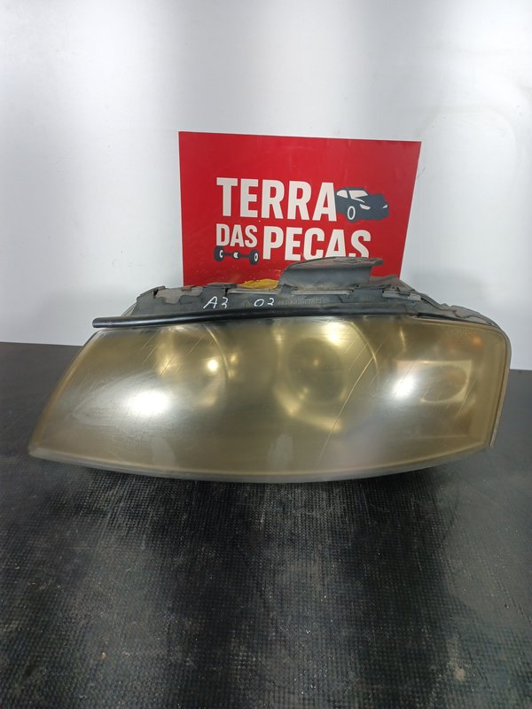 Farol Frontal AUDI A3 8P 8P0941003D
