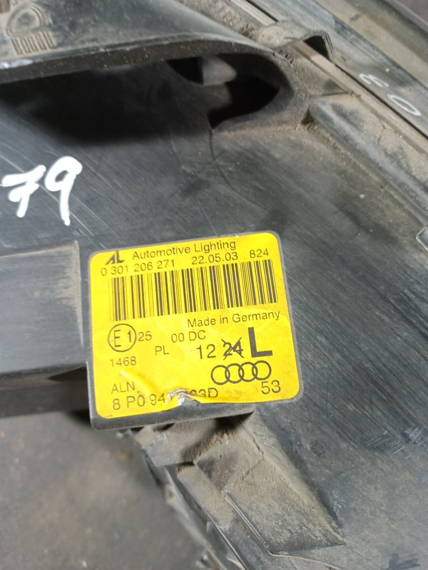 Farol Frontal AUDI A3 8P 8P0941003D